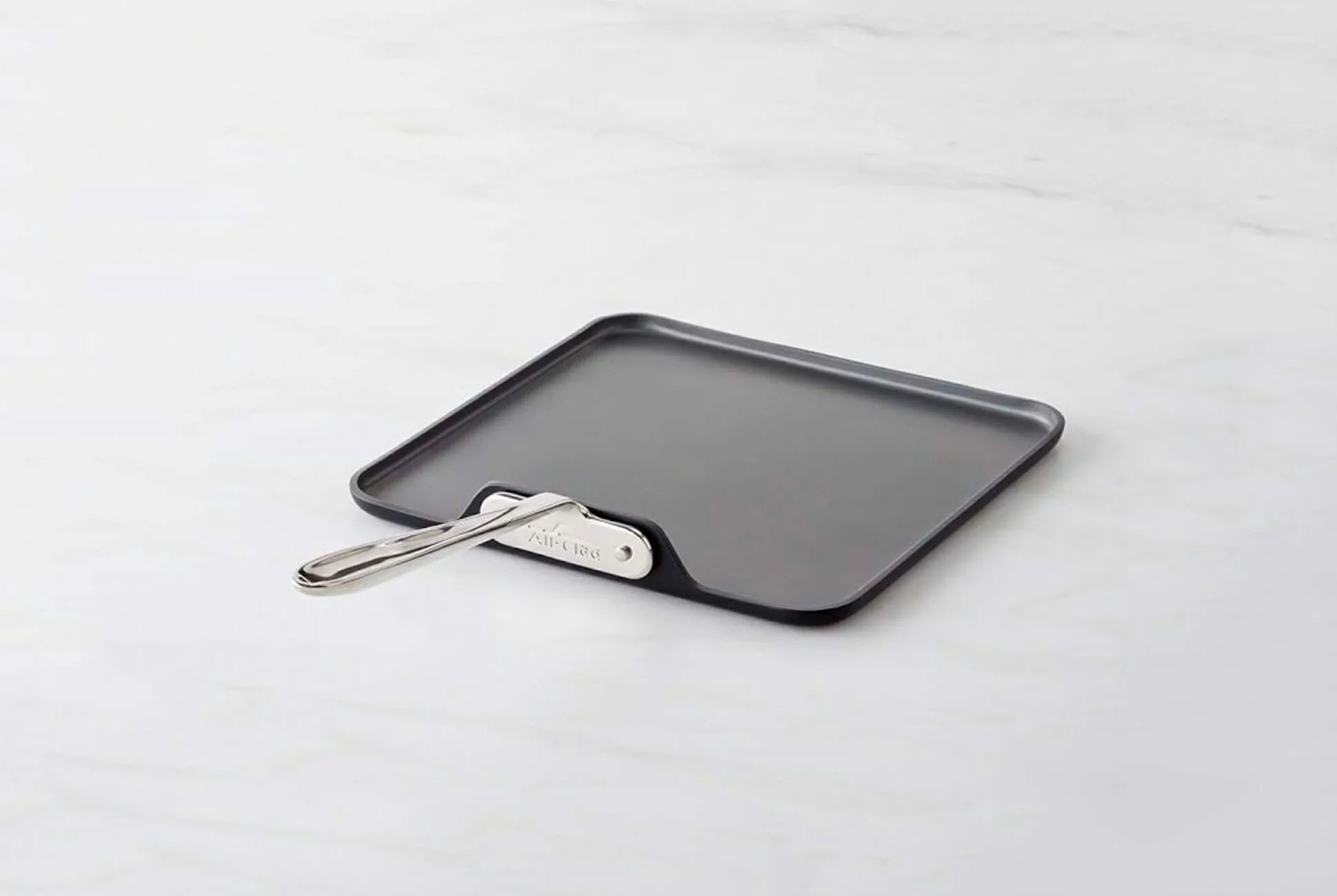 All-Clad-Nonstick-Griddle-Gear-Patrol-Lead-Full