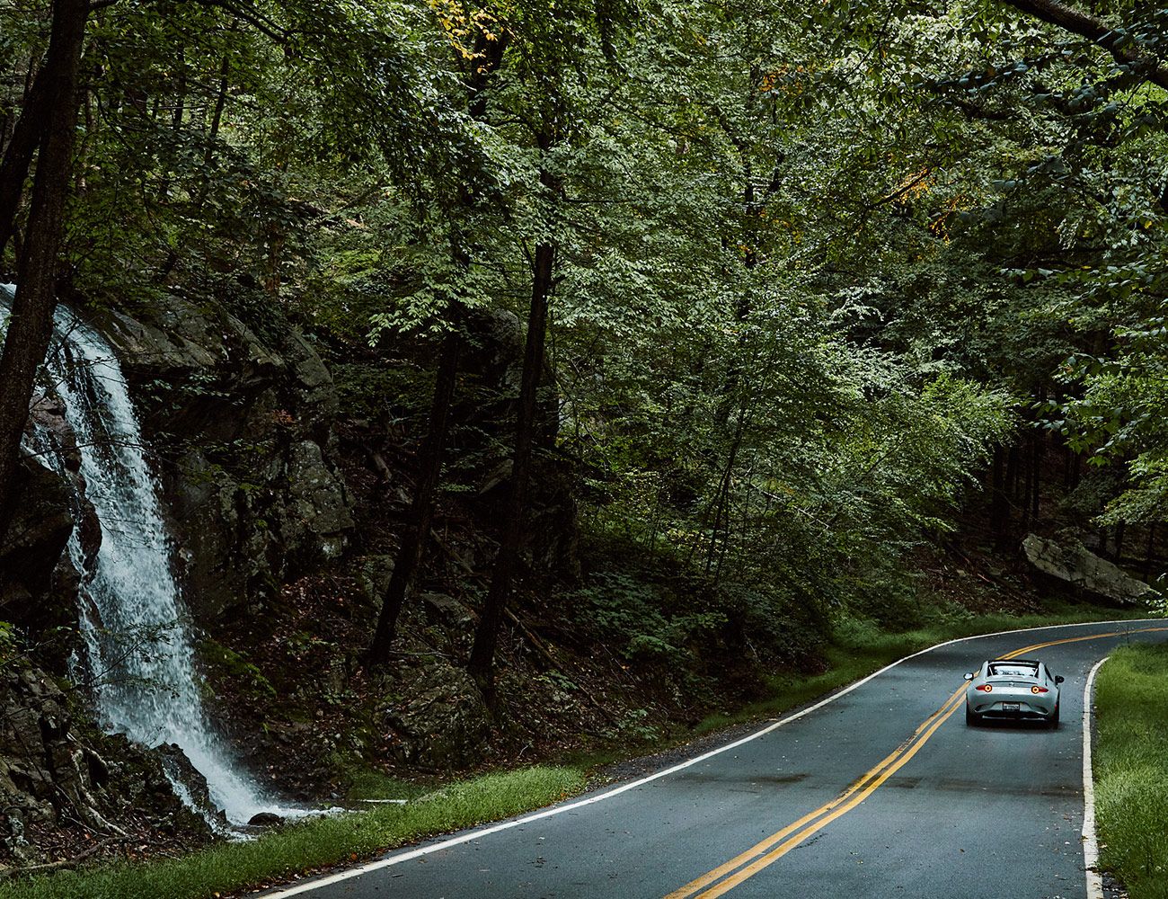 Miata-MX5-Gear-Patrol-inline-3