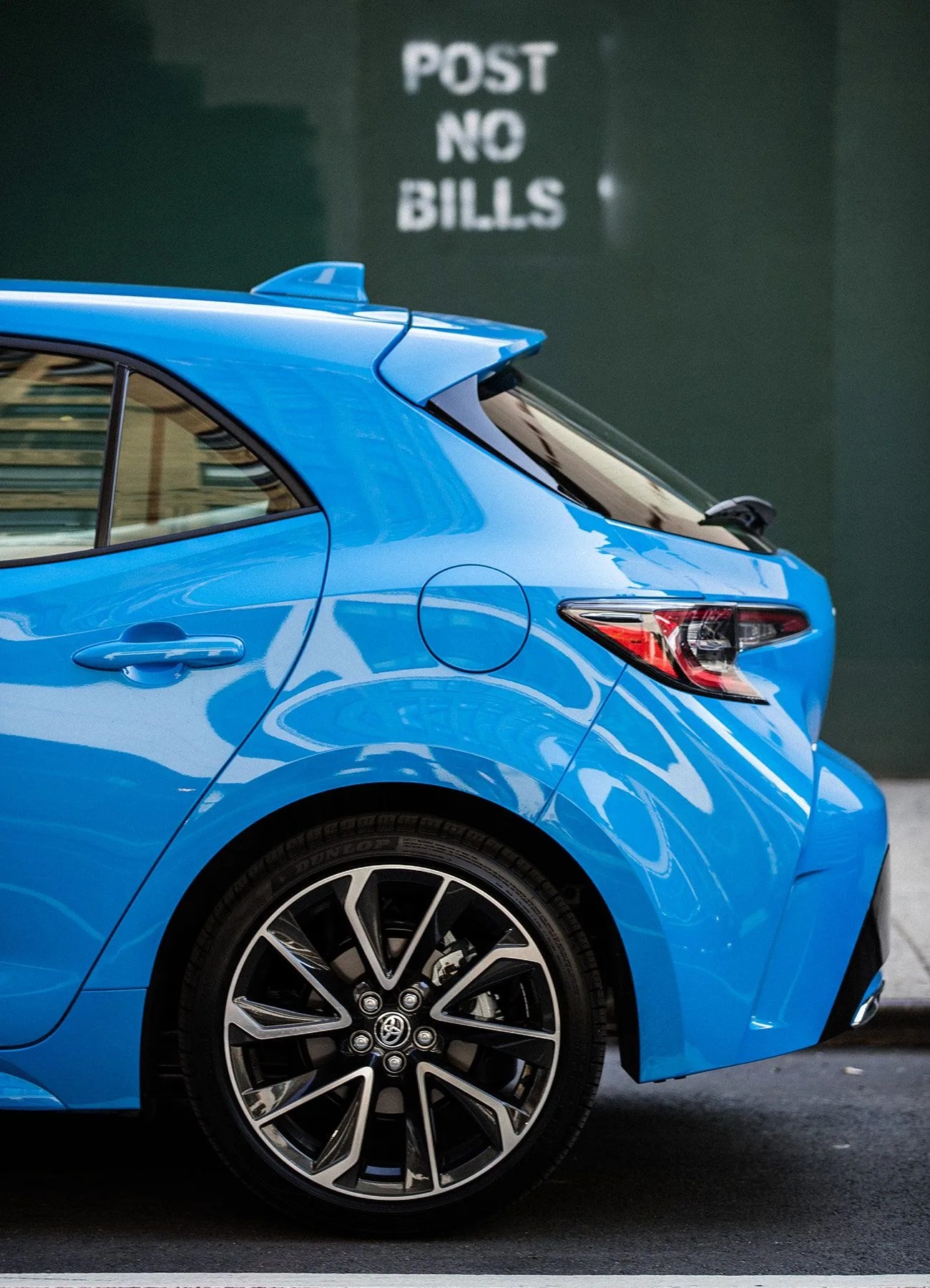 Toyota-Corolla-XSE-Hatch-Review-gear-patrol-ambiance-v2