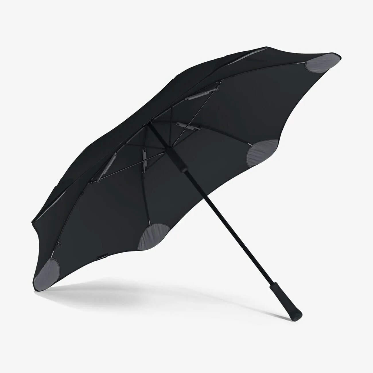 Matte-Black-Friday-GP-Store-gear-patrol-GP-Blunt-Large
