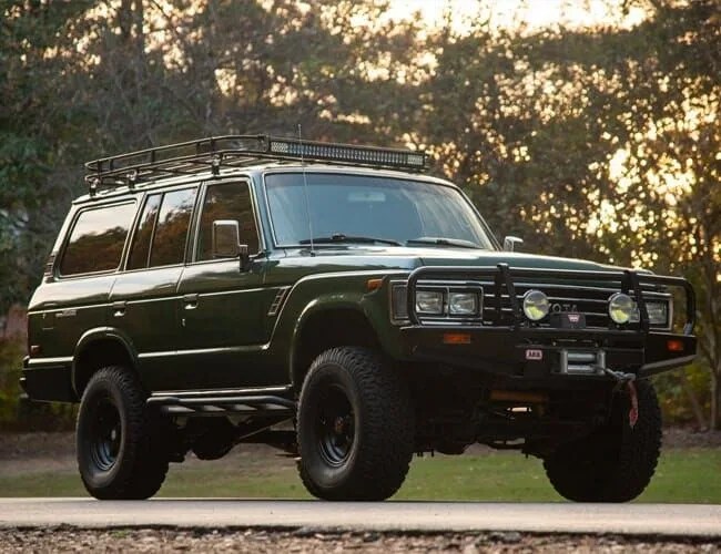1989-Toyota-Land-Cruiser-FJ62-gear-patrol-lead-feature