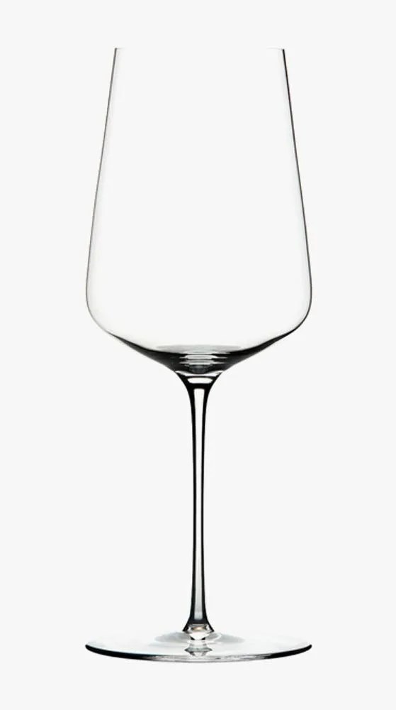 25-Perfect-Gifts-for-the-Mixologist-gear-patrol-Zalto-Universal-Wine-Glasses