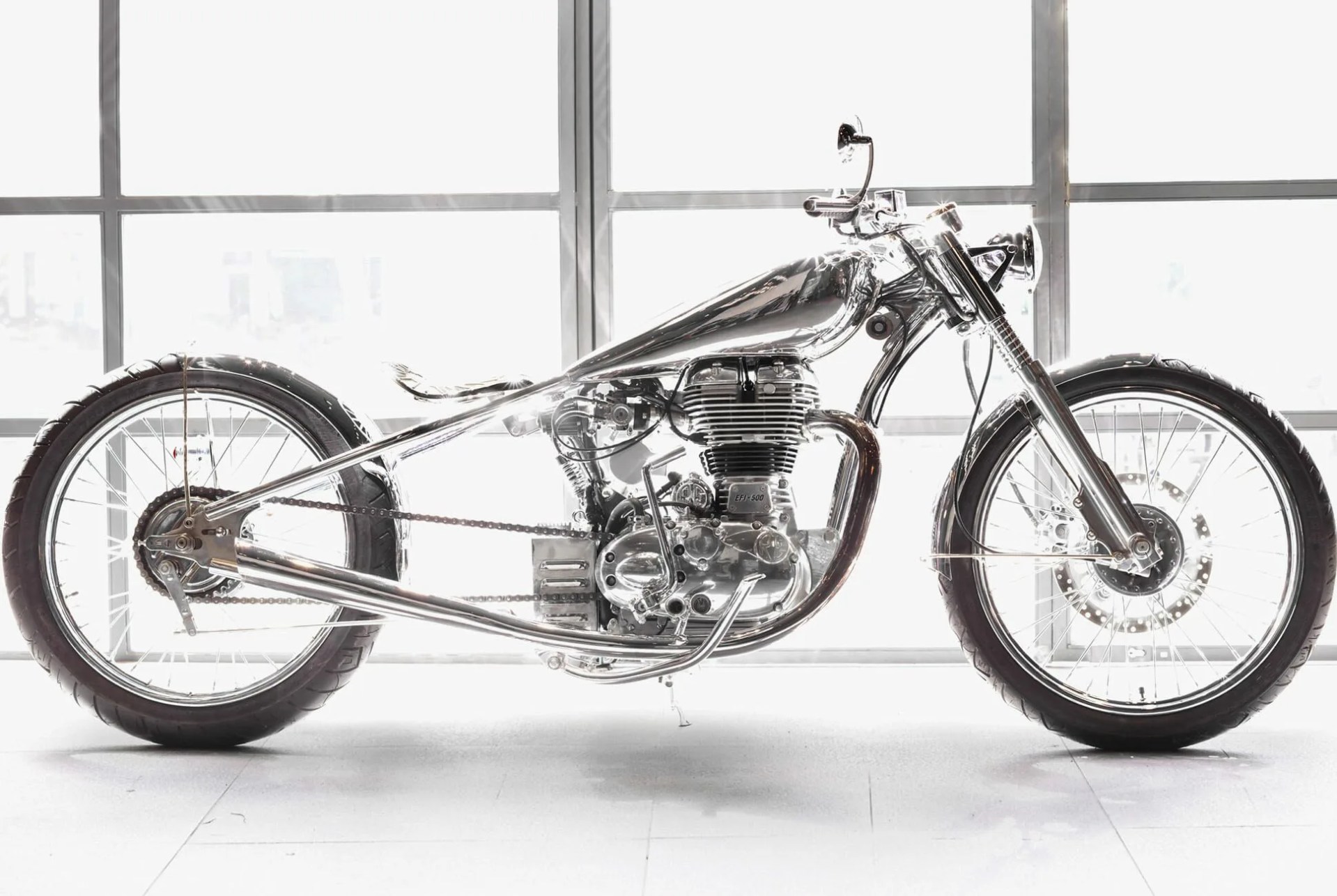 Bandit-9-Motorcycles-gear-patrol-ambiance-6