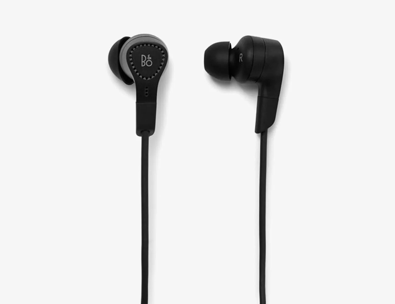 Best-Gifts-For-Entrepreneurs-Gear-Patrol-bang-olafsun-headphones