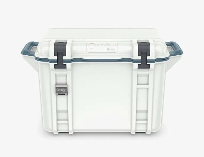 Best-Gifts-for-Adventurers-gear-patrol-otter