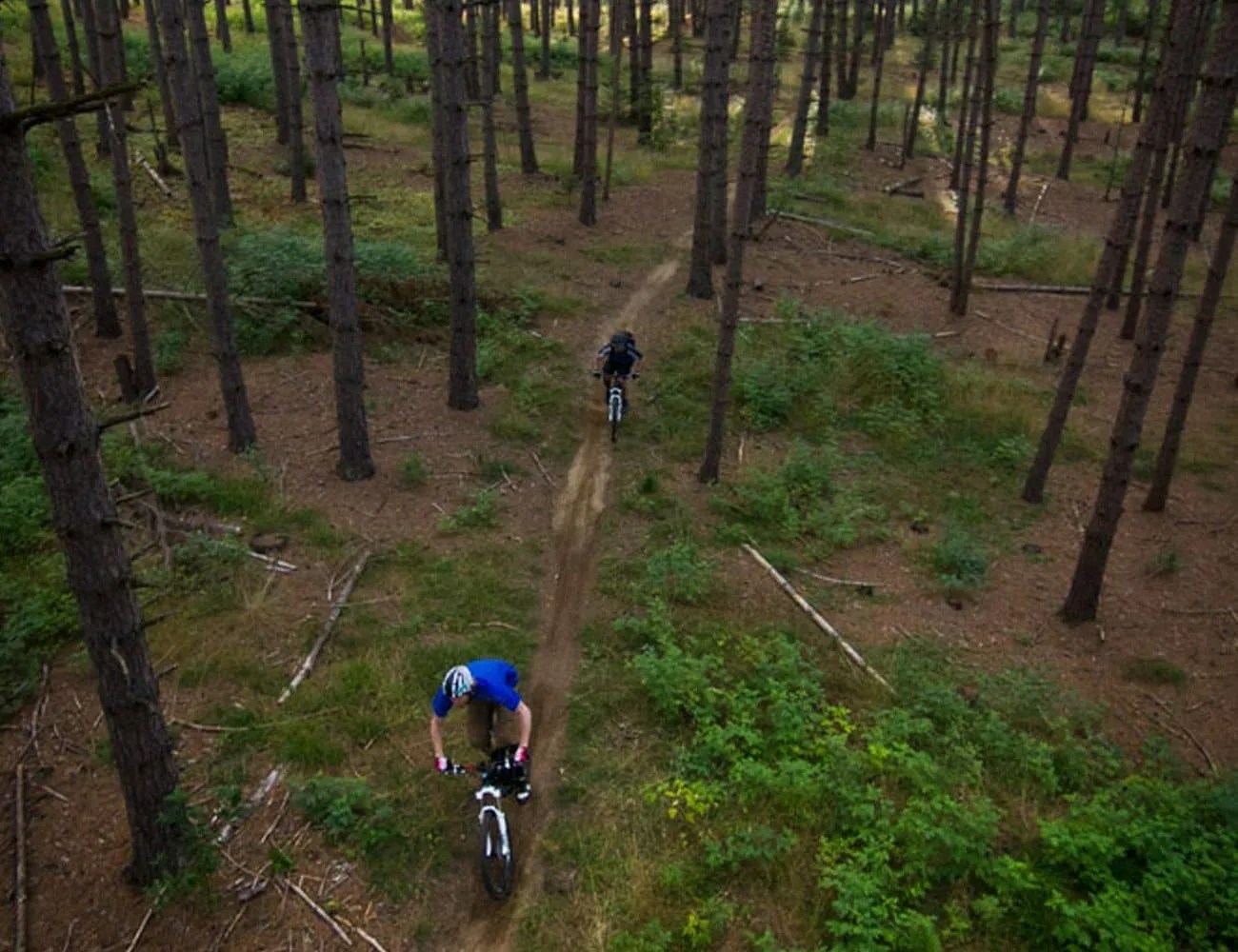 Best-Gifts-for-Mountain-Bikers-Gear-Patrol-Trails