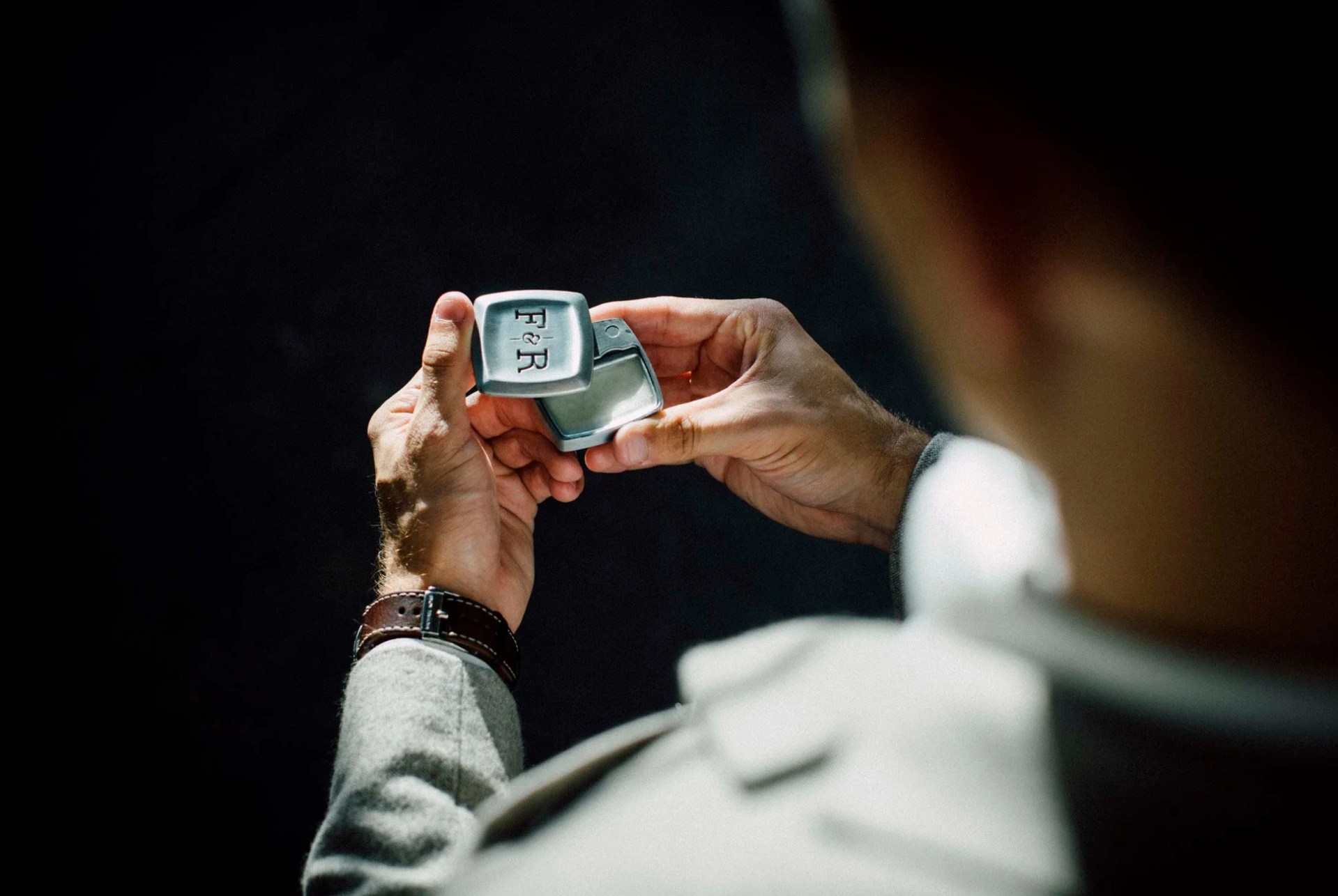 Fulton-And-Roark-DON-1220-Gear-Patrol-Lead-Full