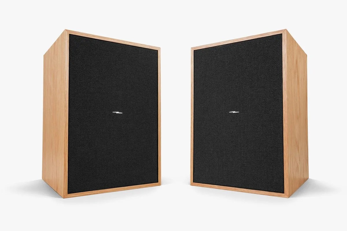 Mediaphile-Gear-Patrol-Shinola