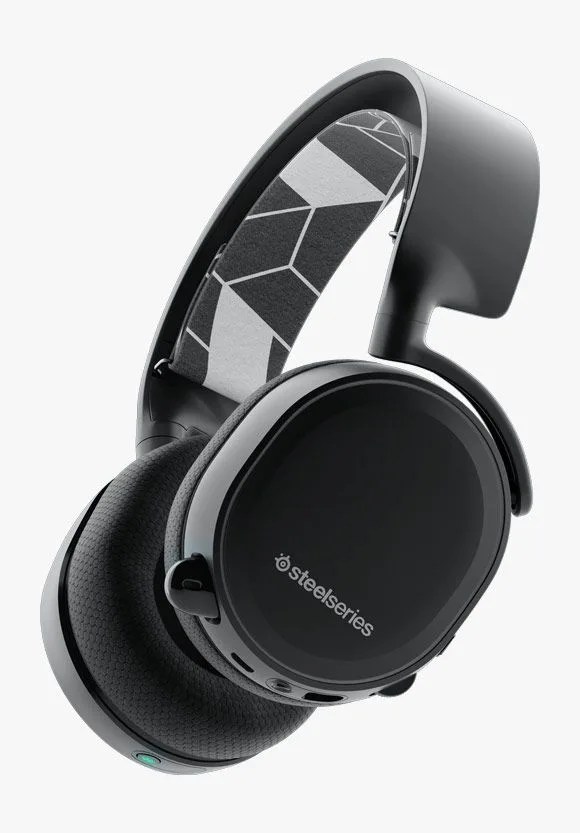 Mediaphile-Gear-Patrol-Steel-Series