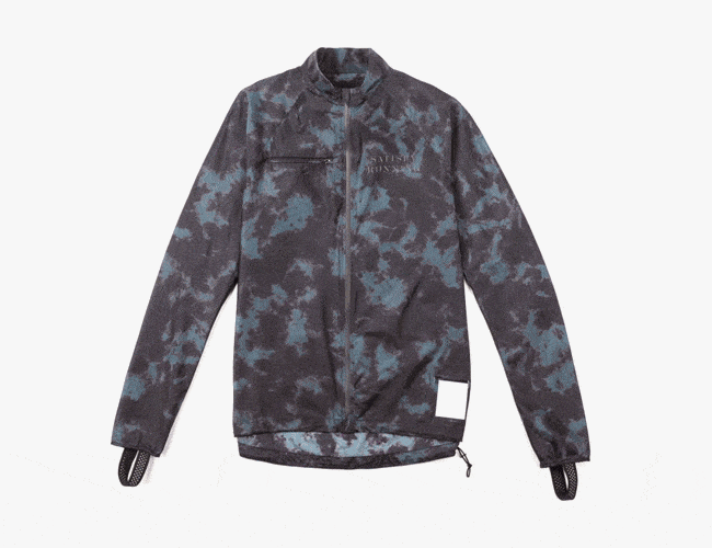 Satisfy-Running-Kit-gear-patrol-full-featured