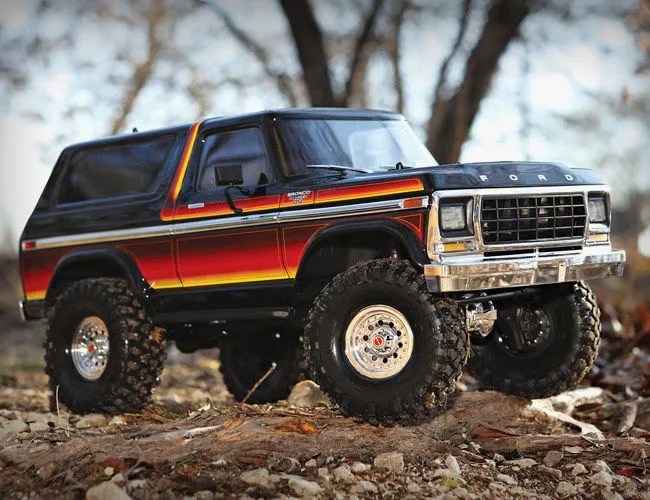 Trx-4-Bronco-gear-patrol-full-featured-2