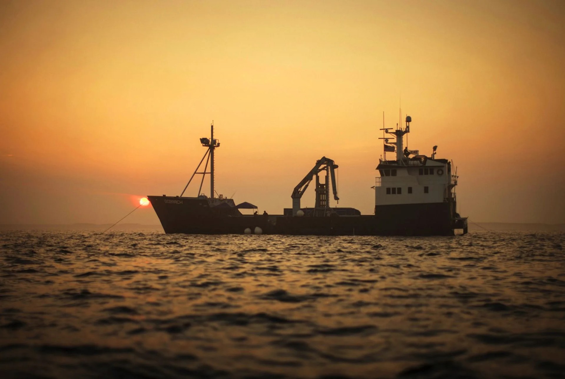 Warm-Weather-Whiskey-Gear-Patrol-Jeffersons