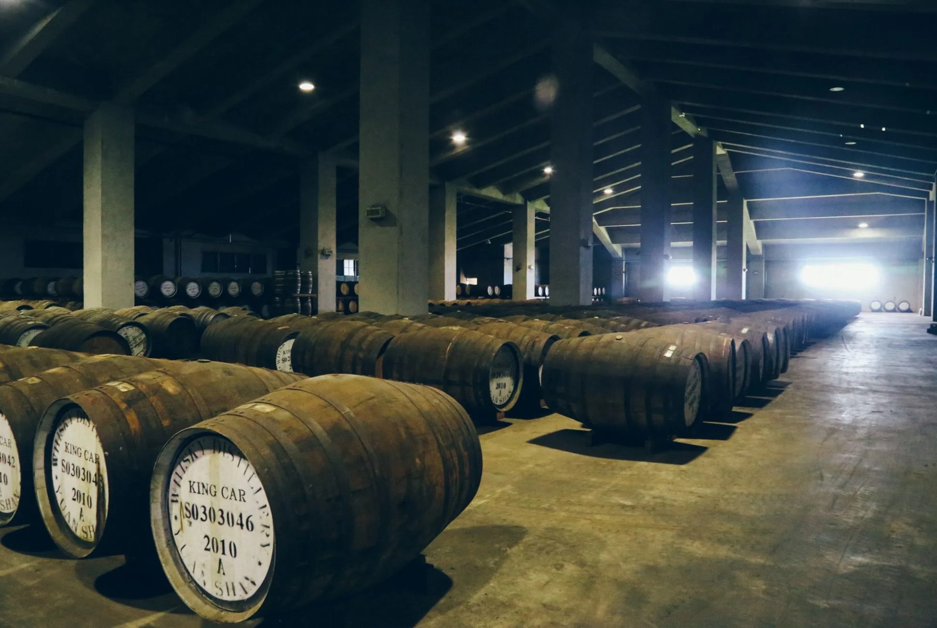 Warm-Weather-Whiskey-Gear-Patrol-Kavalan