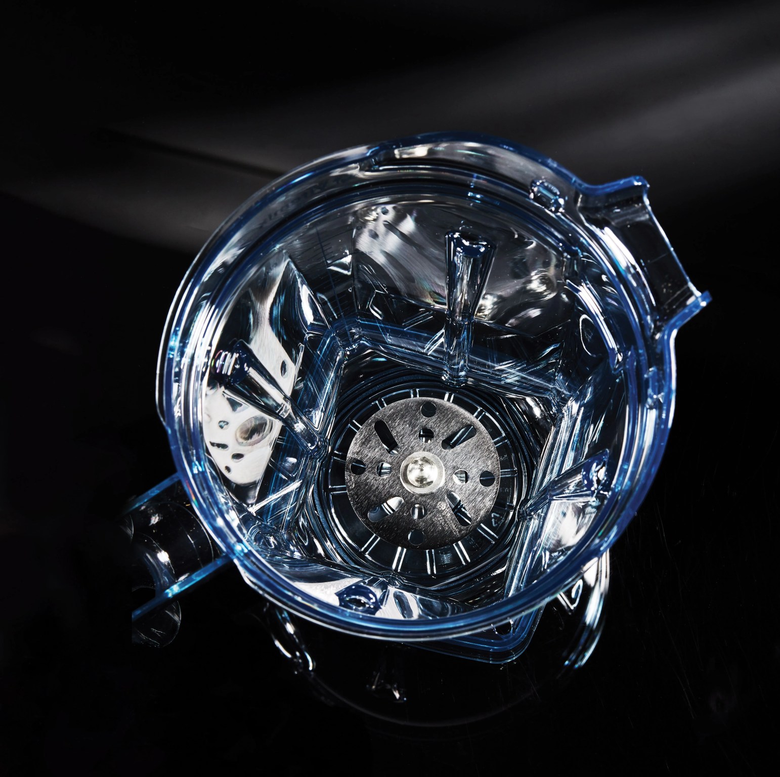 vitamix blender, open and empty