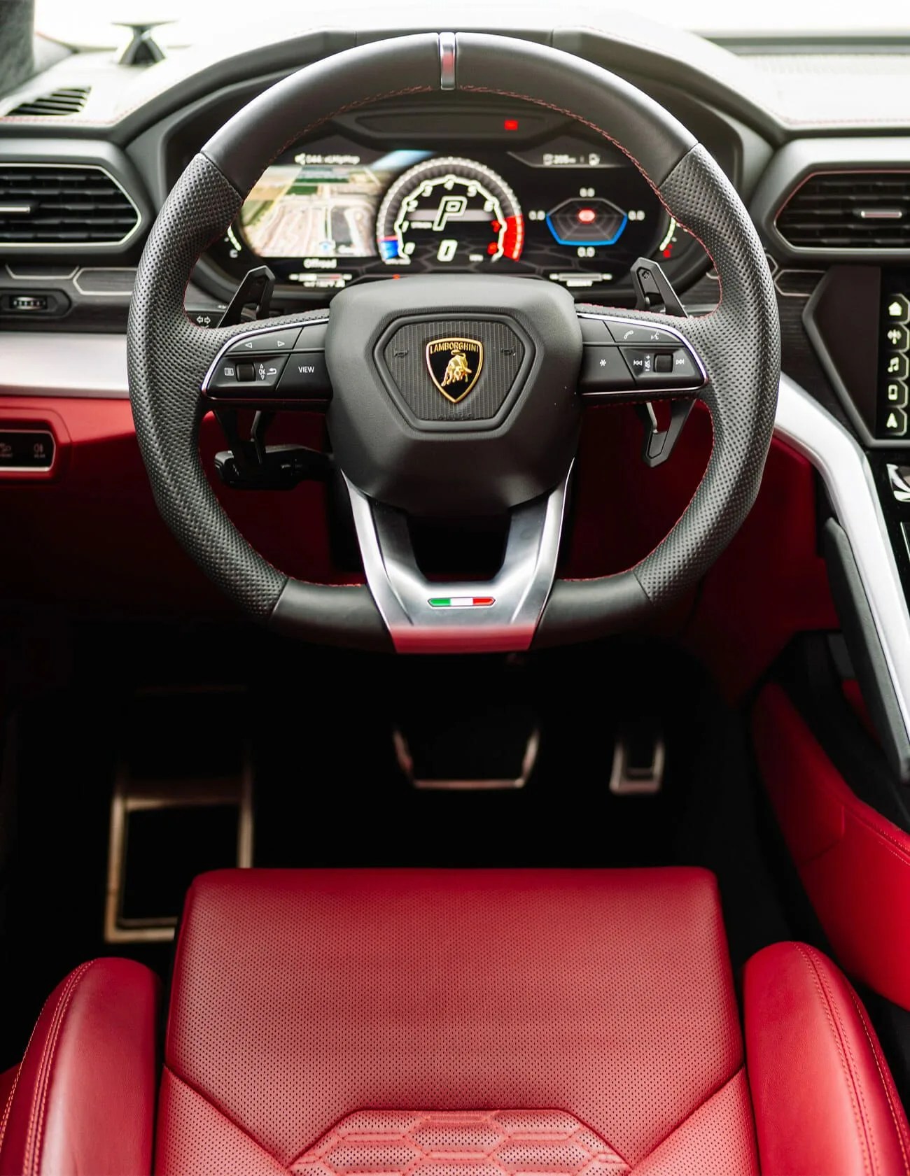 Lamborghini-Urus-Gear-Patrol-inline-1