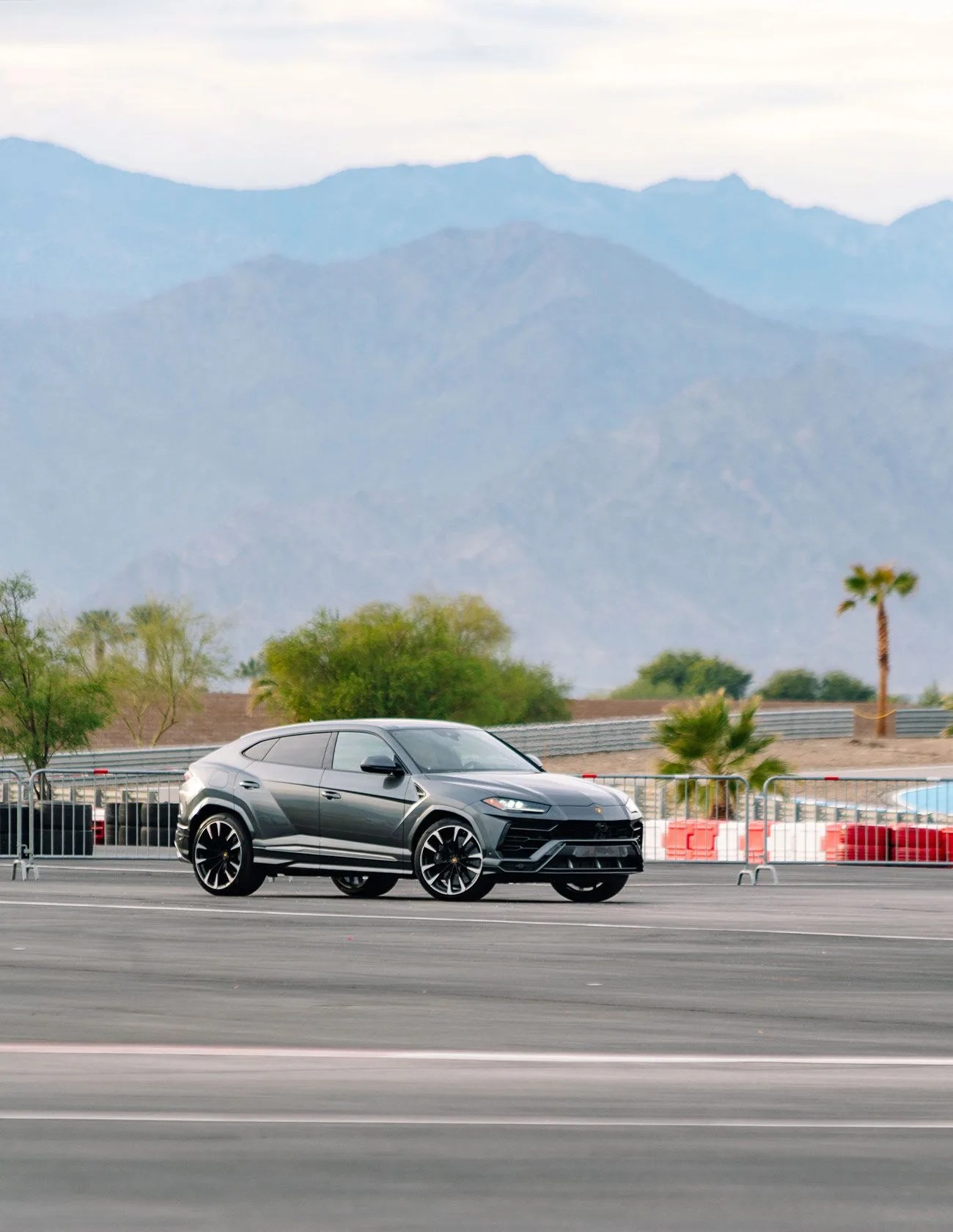 Lamborghini-Urus-Gear-Patrol-inline-3