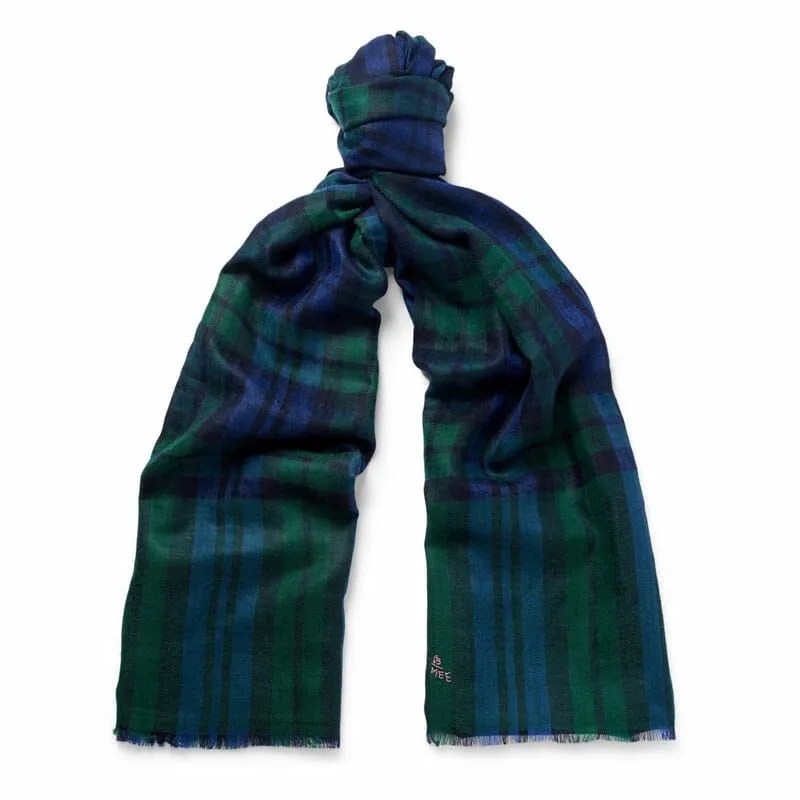 Mr-P-Scarf-Sale-gear-patrol-anderson