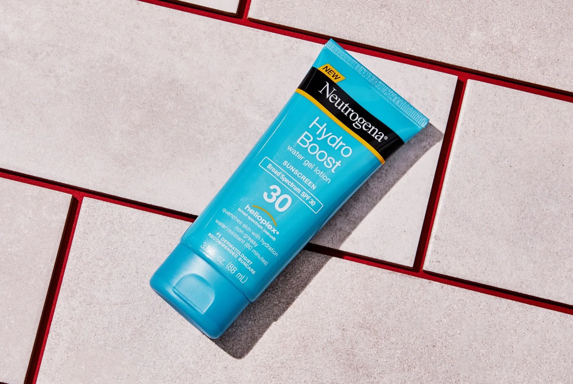 The-Best-Moisturizers-for-Dry-Skin-gear-patrol-neutrogena