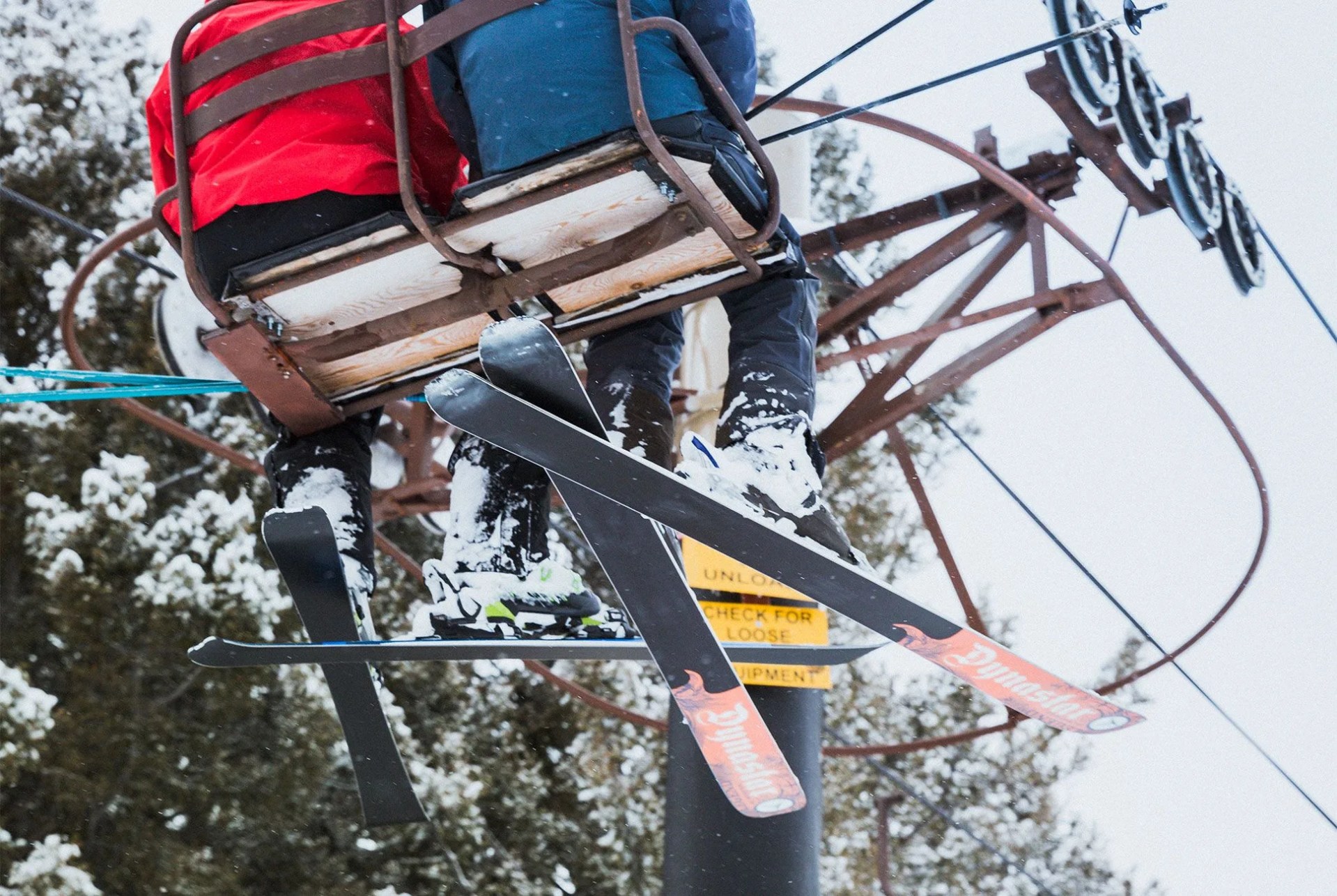 Why-You-Should-Take-a-Ski-Lesson-gear-patrol-full-lead