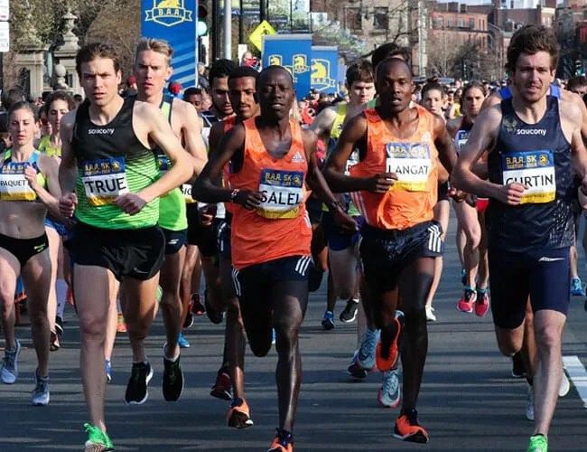 races-you-should-sign-up-for-gear-patrol-boston-5k
