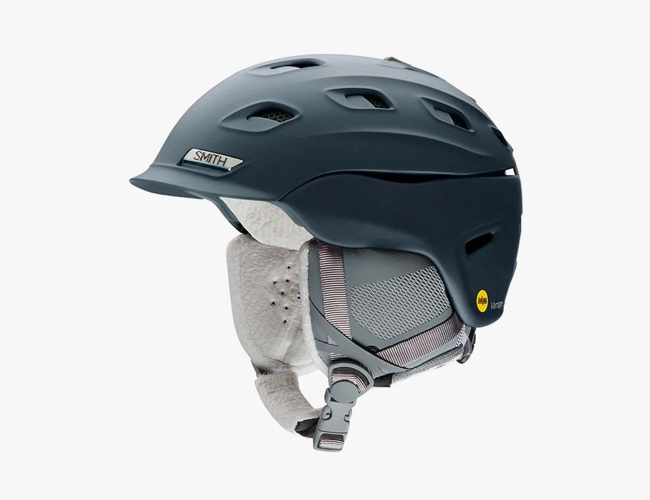 Gifts-for-the-Female-Snowboarder-or-Skier-in-Your-Life-gear-patrol-smith-helmet