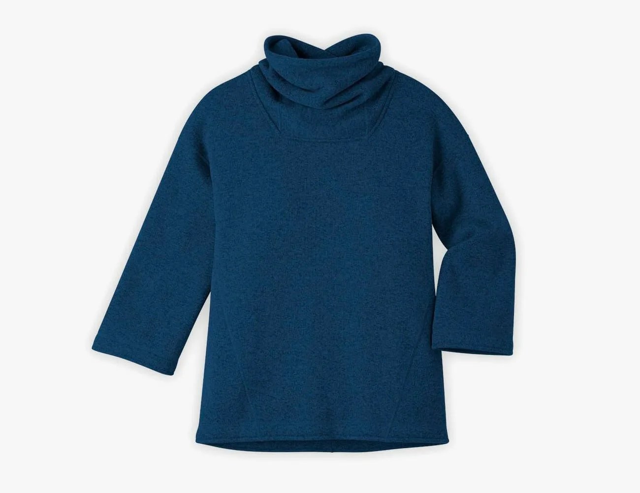 Gifts-for-the-Female-Snowboarder-or-Skier-in-Your-Life-gear-patrol-stio