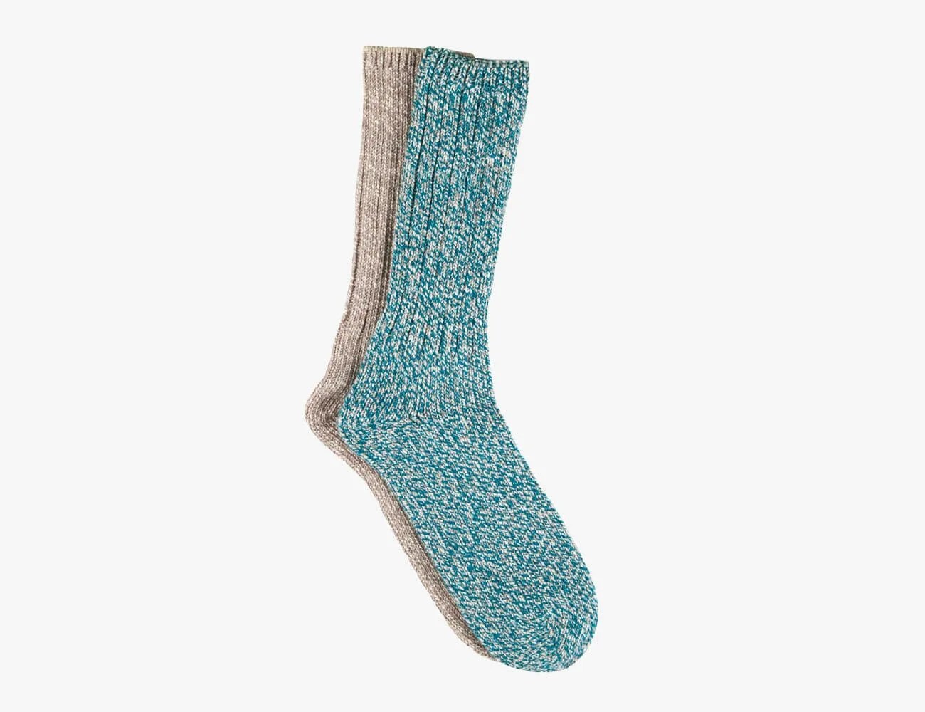 Gifts-for-the-Female-Snowboarder-or-Skier-in-Your-Life-gear-patrol-wool-socks