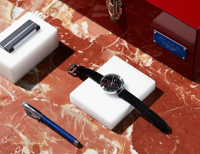 Valentines-Day-Motoring-Gifts-Gear-Patrol-Lead-Featured