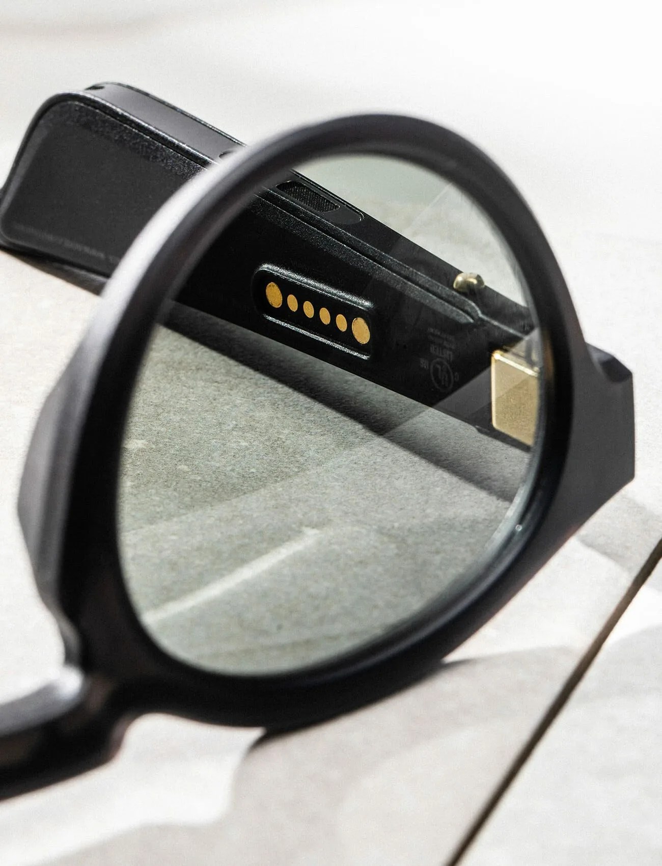 Bose-Frames-Review-gear-patrol-ambiance-2