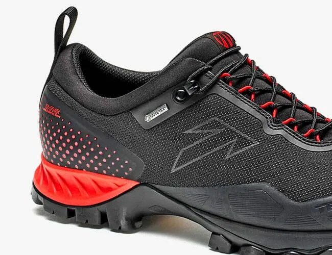 Tecnica-Plasma-Gear-Patrol-Feature