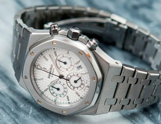 4-of-the-Top-Pre-Owned-Luxury-Watch-Buys-on-StockX-Right-Now-Gear-Patrol-Feature