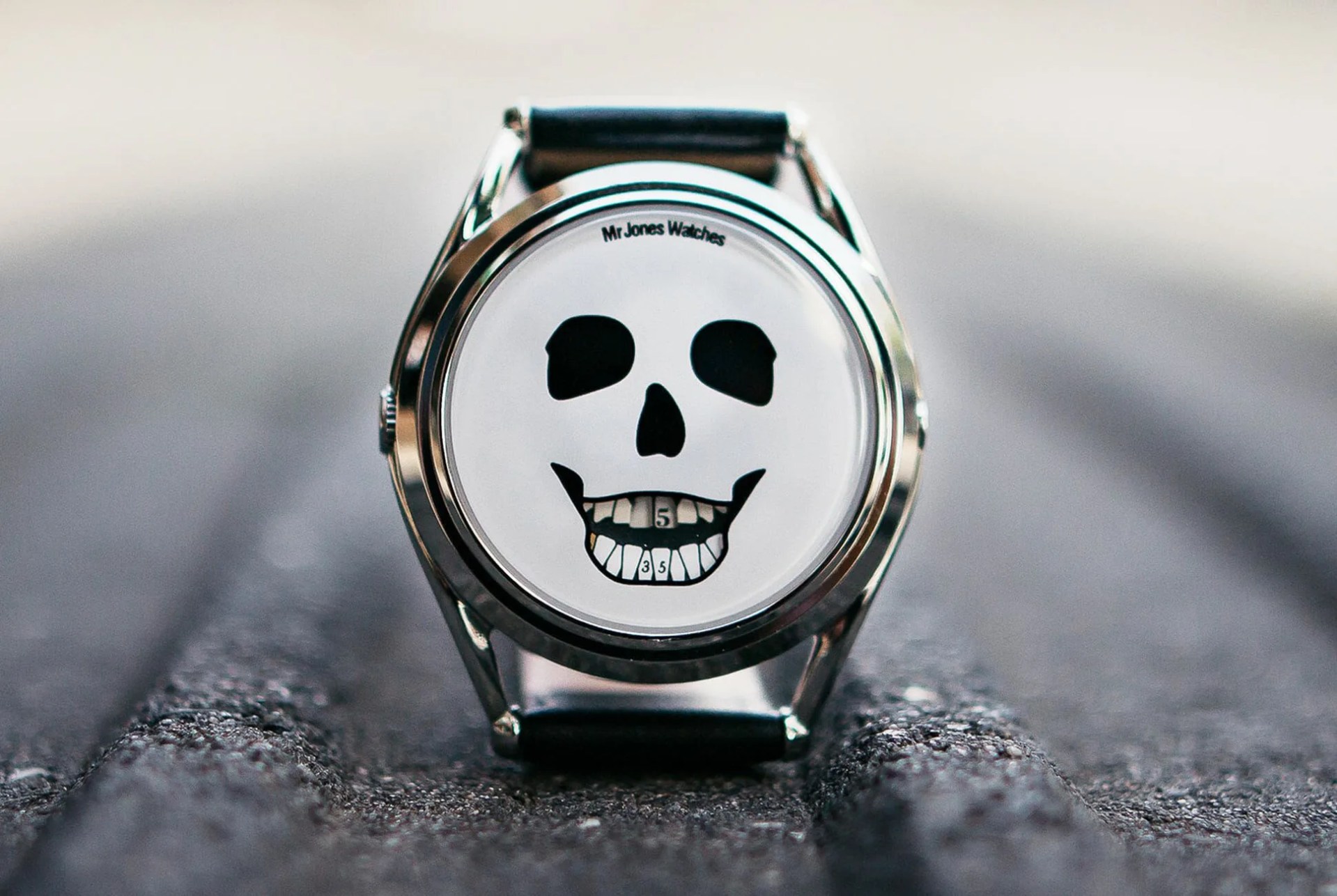 Mr-Jones-Watches-Profile-gear-patrol-lead-full