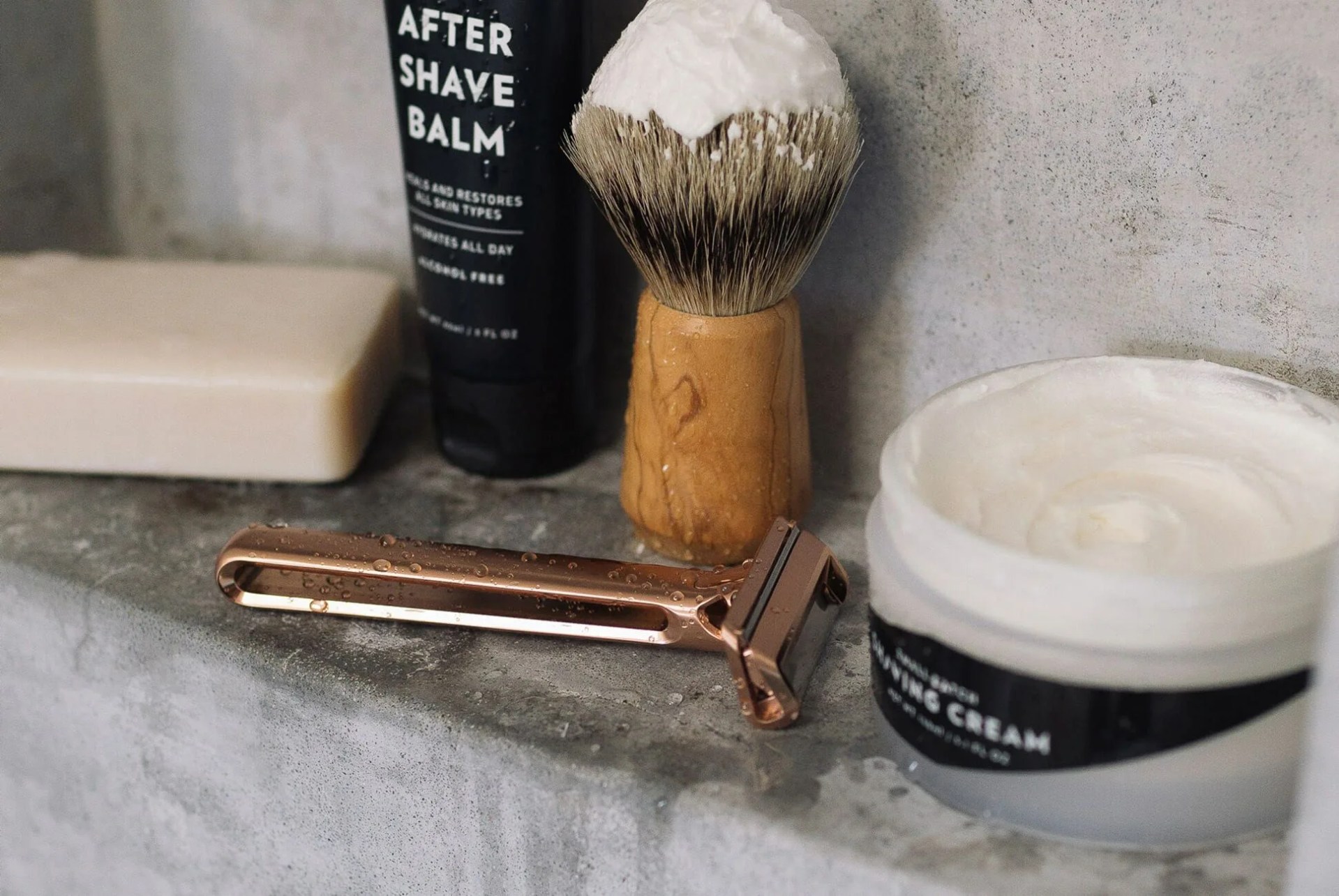 Oneblade-Sponsored-Note-423-Gear-Patrol-Lead-Full