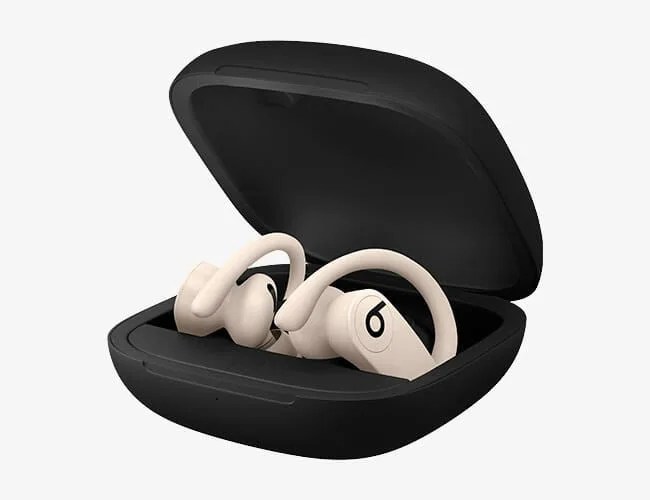 Powerbeats-Pro-gear-patrol-gear-patrol-lead-feature