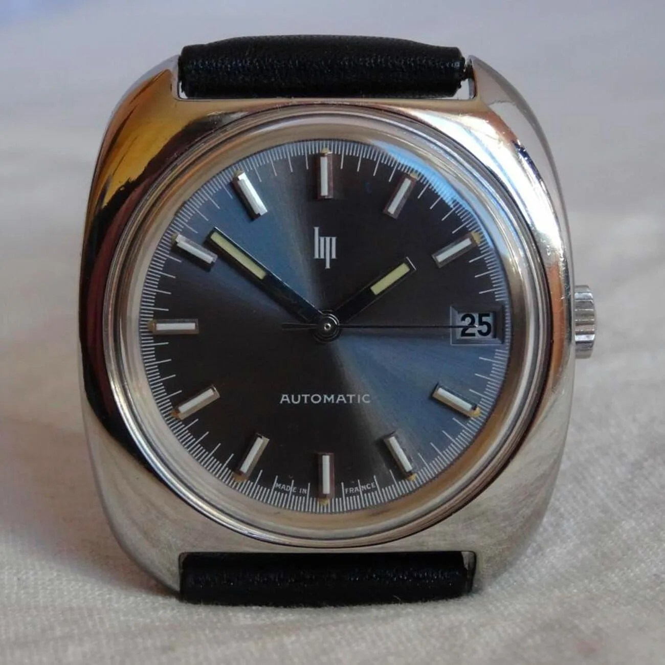 LIP-Automatique-gear-patrol