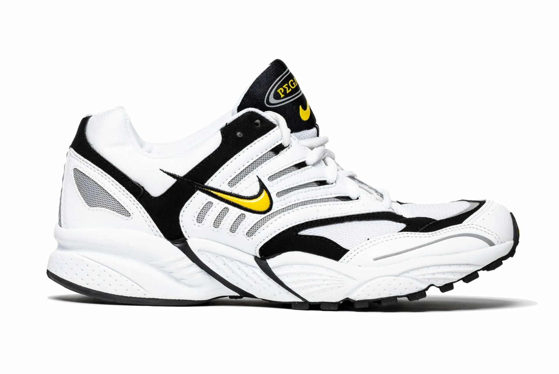 M2W-Running-Shoes-Gear-Patrol-Nike