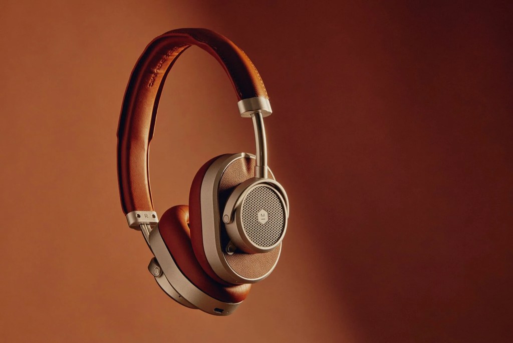 Dynamic Good Noise Cancelling Headphones Abstract Illustration Dynamic Good Noise Cancelling Headphones Abstract Illustration