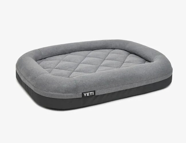 Yeti-Dog-Bed-Gear-Patrol-Lead-Featured