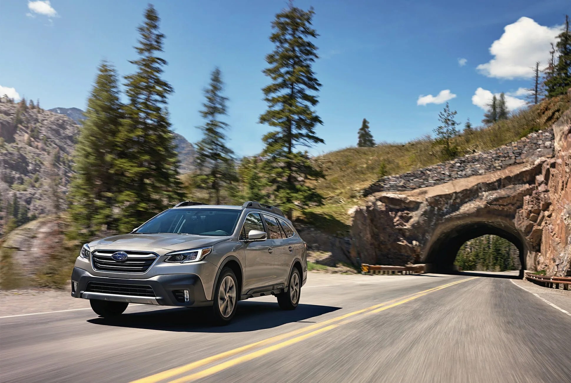 2020-Subaru-Outback-gear-patrol-full-lead