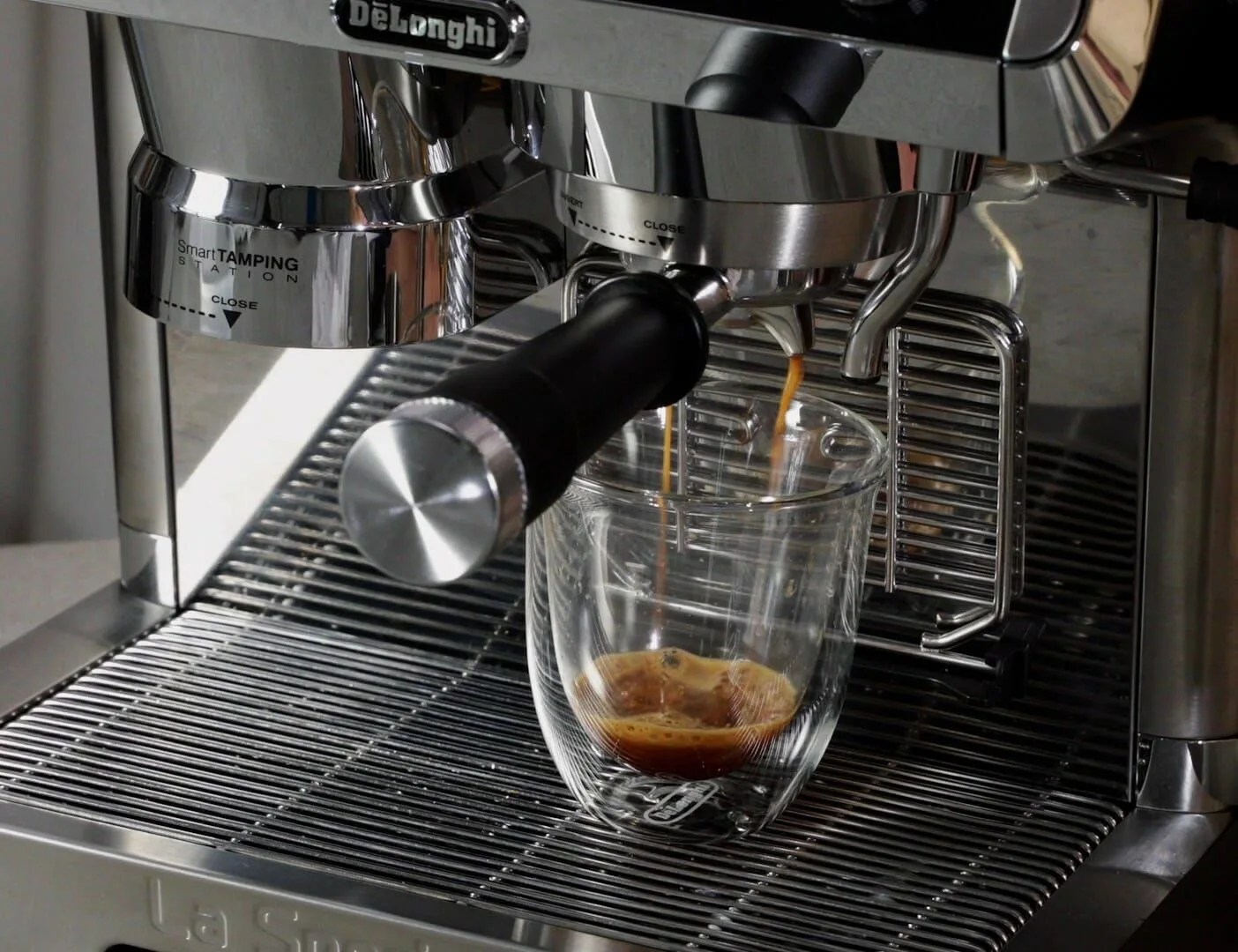 Delonghi_specialista_650