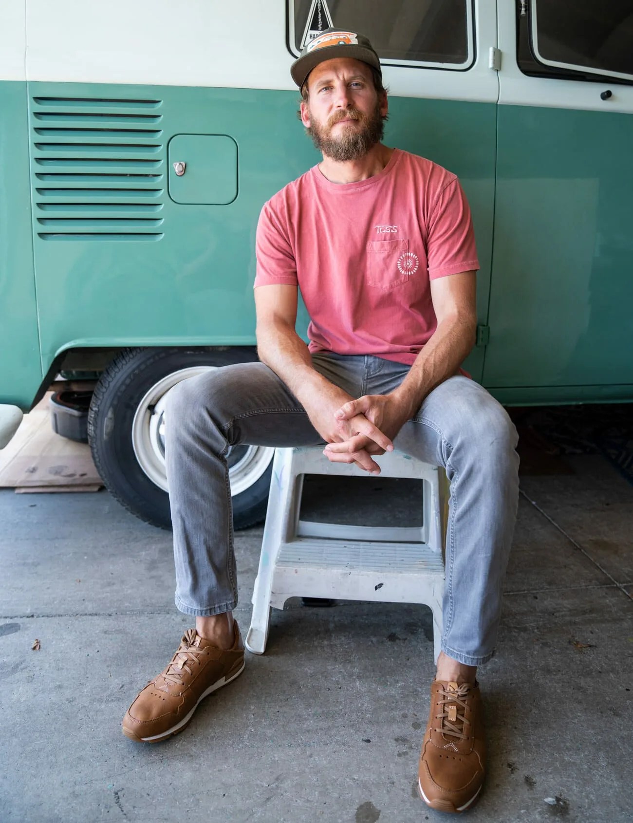 Olu-Kai-Huakai-Li-Gear-Patrol-Lead-Ambiance-3