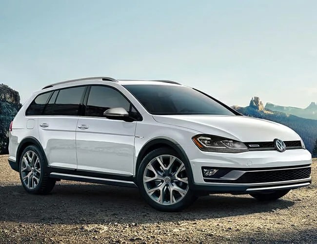 VW-Golf-Alltrack-gear-patrol-feature