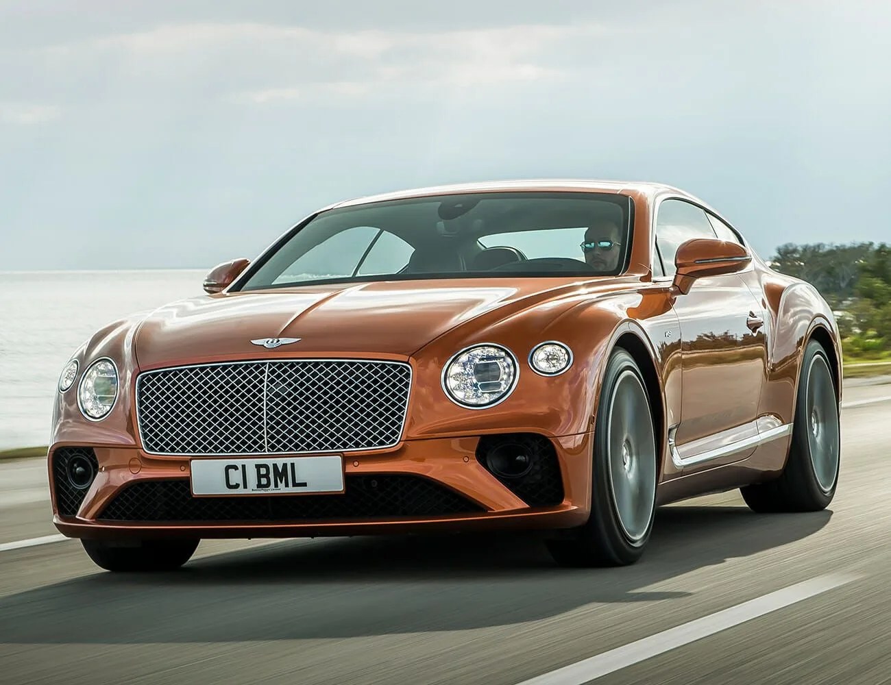 Bentley-Continental-GT-V8-Coupe-Review-gear-patrol-ambiance-1