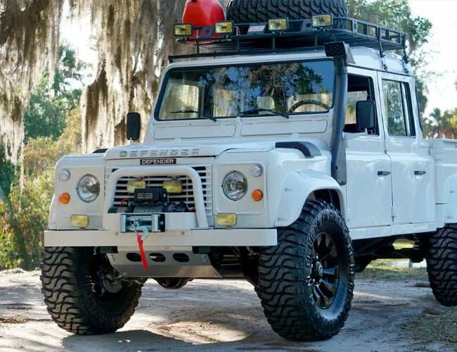 Defender-130-TDI-Gear-Patrol-Feature