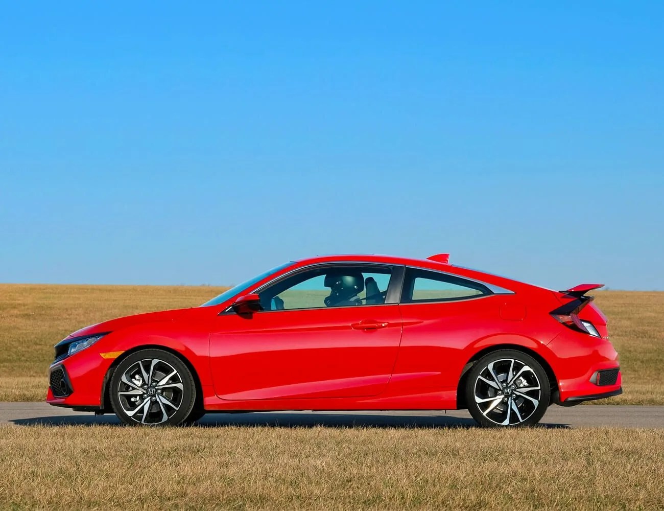 Honda-Civic-Si-gear-patrol