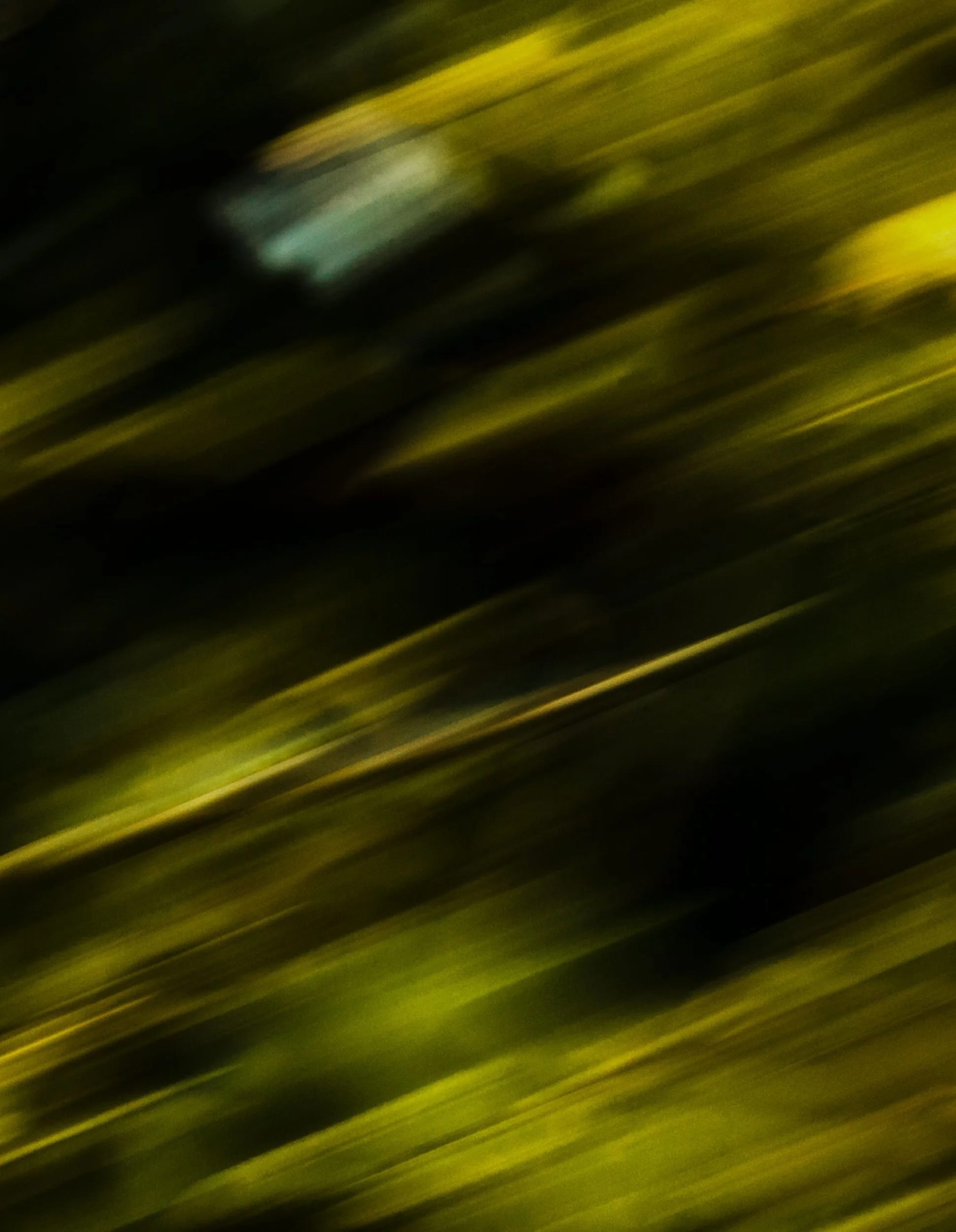 best-summer-running-kits-gear-patrol-017