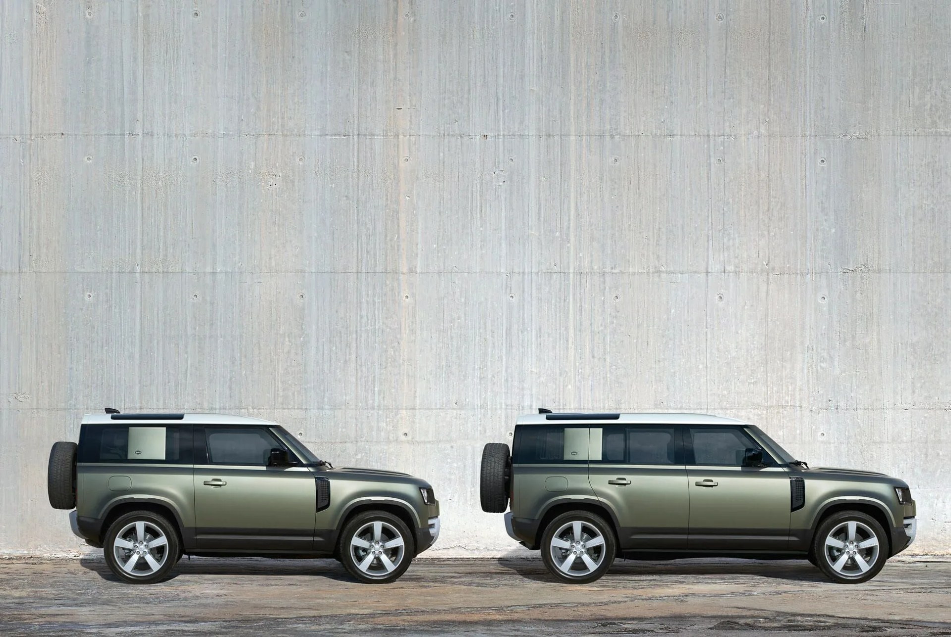 land rover defender gear patrol exterior static slide 01