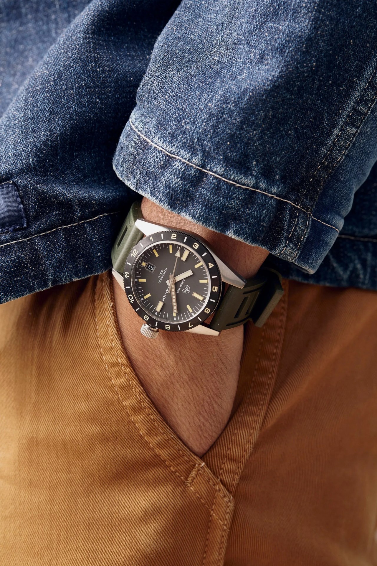 Ollech-Wajs-P-101-P-104-Gear-Patrol-inline-2