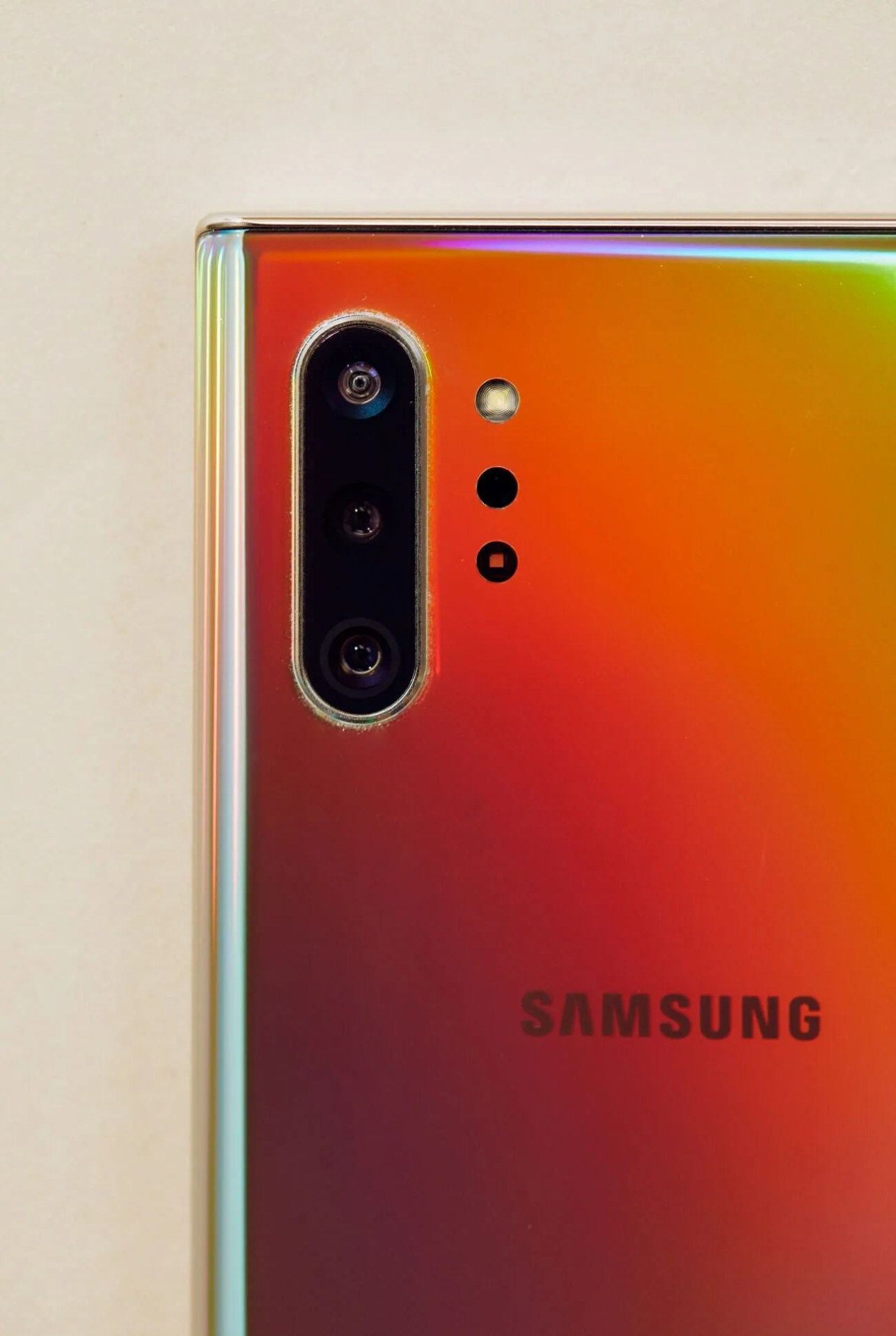 Samsung-Galaxy-Note-10-Review-Gear-Patrol-2