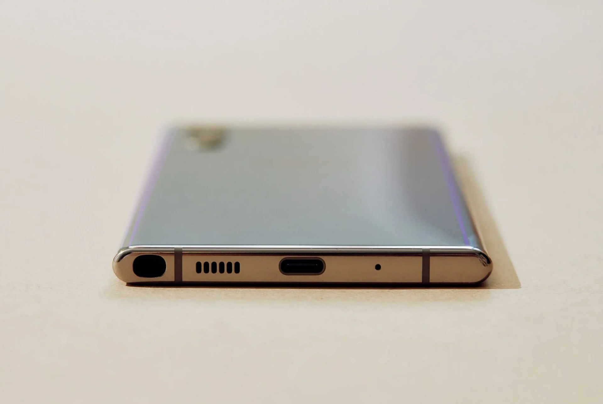 Samsung-Galaxy-Note-10-Review-Gear-Patrol-3